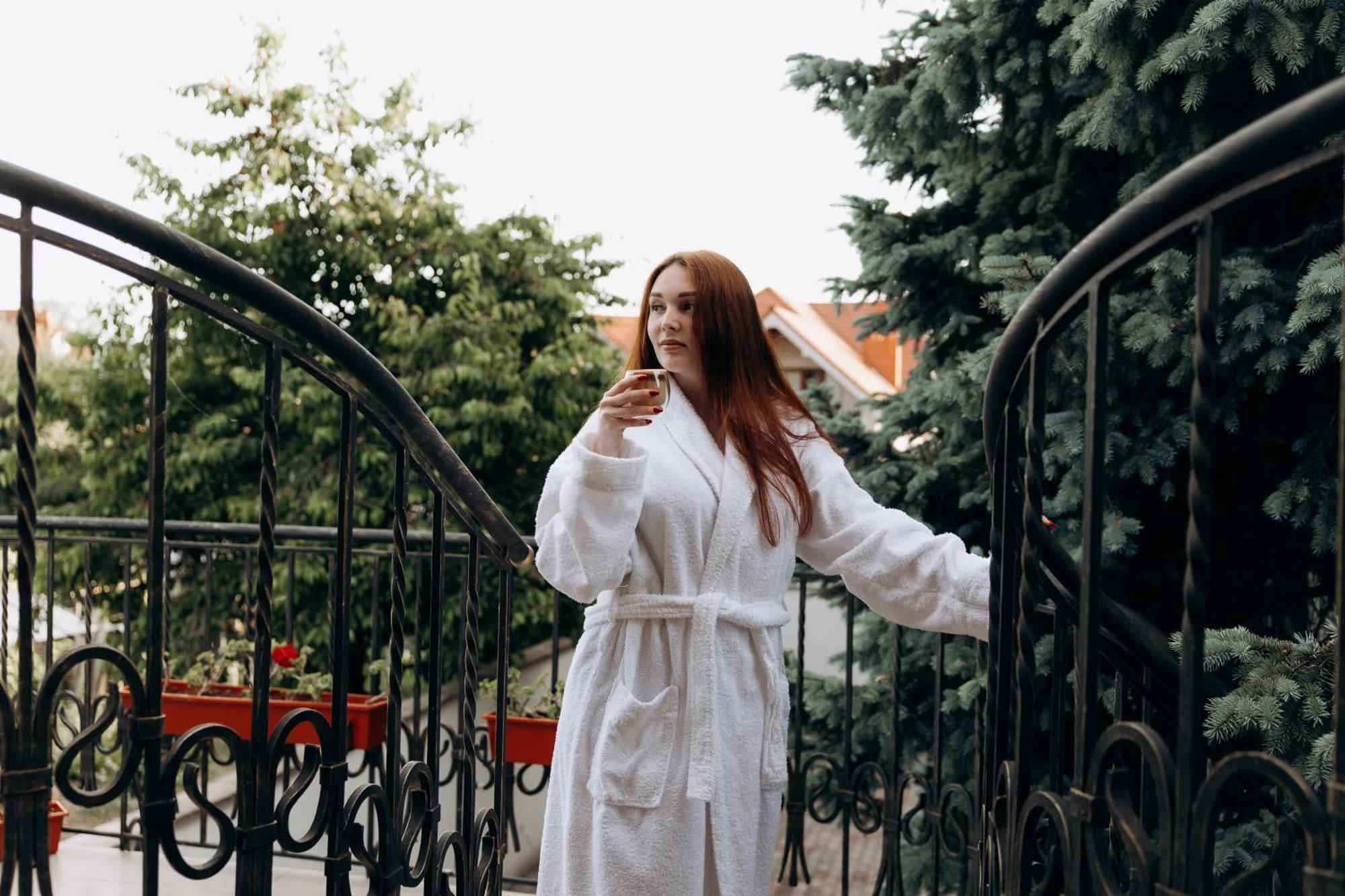 Готель Едуард Ужгород Екстер'єр фото